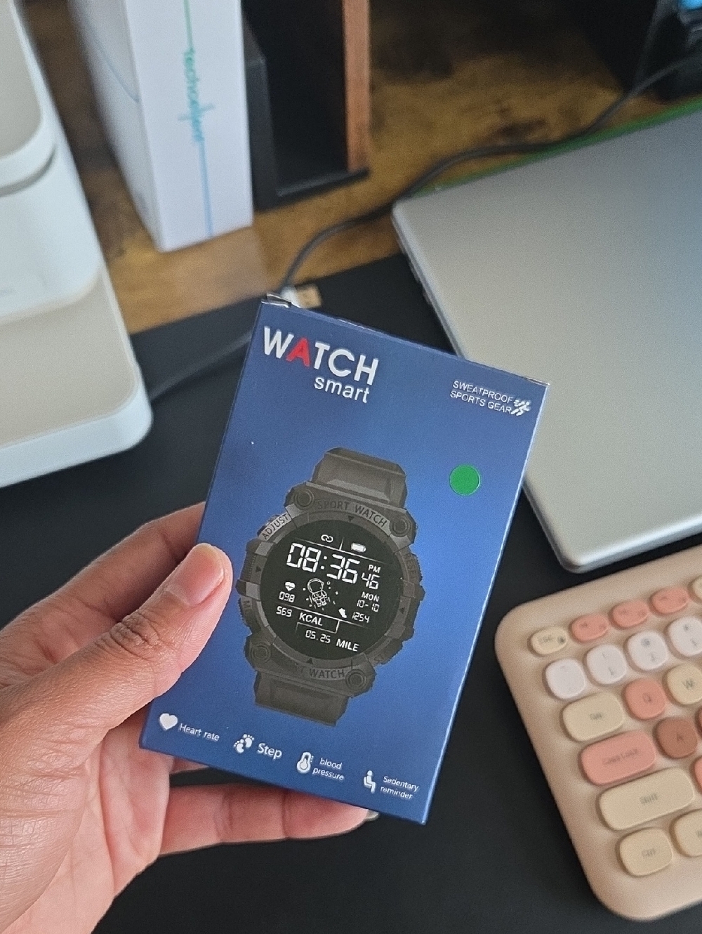 NEW Smart Sports Watch - GREEN